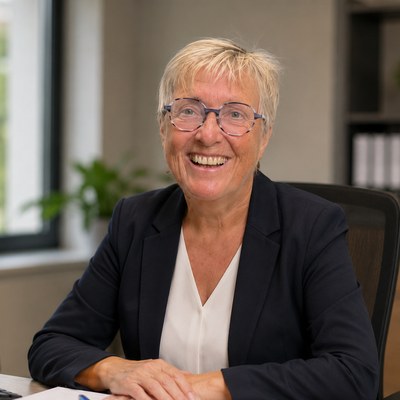 Geneviève, responsable administratif Webcomimmo